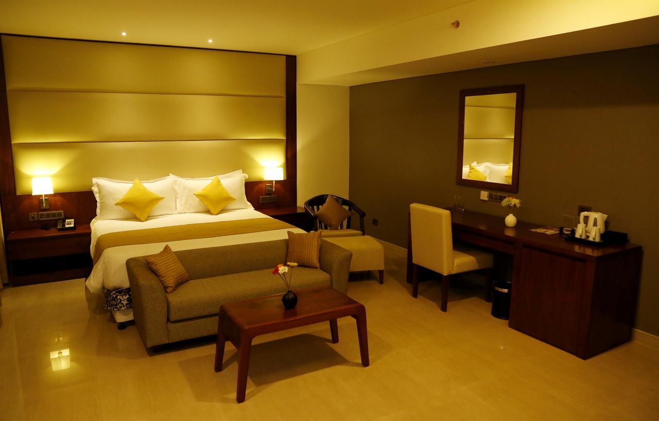 Hotel The Raviz Calicut Exterior foto